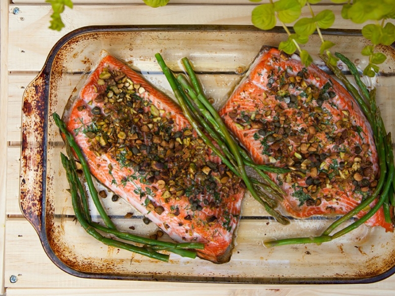 Filets de saumon en croûte de pistaches