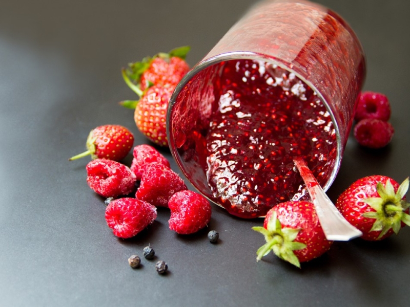 Confiture de fraise au poivre Voatsiperifery