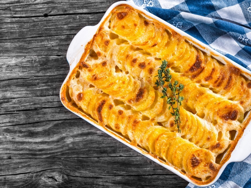 Gratin de pommes de terre au thym citronné