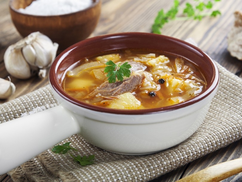 Soupe au chou aux baies de genièvre